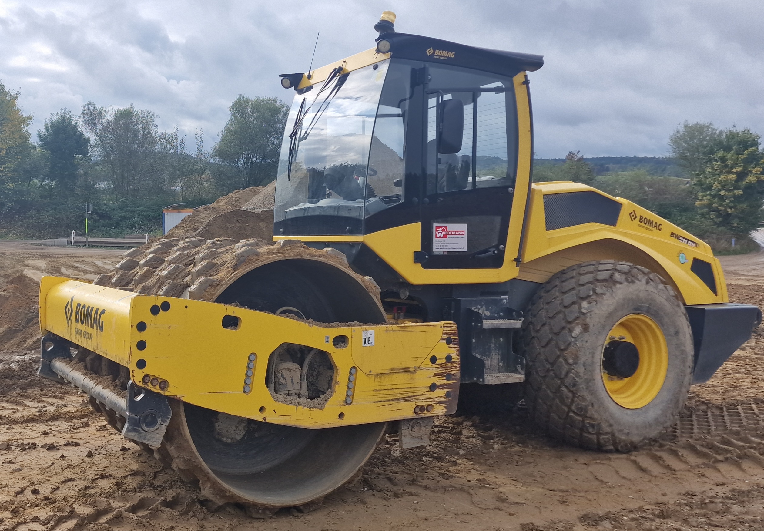 BOMAG BW 211 DH-5